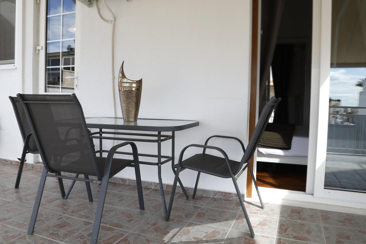Appartamento Gazi Penthouse Atene Esterno foto