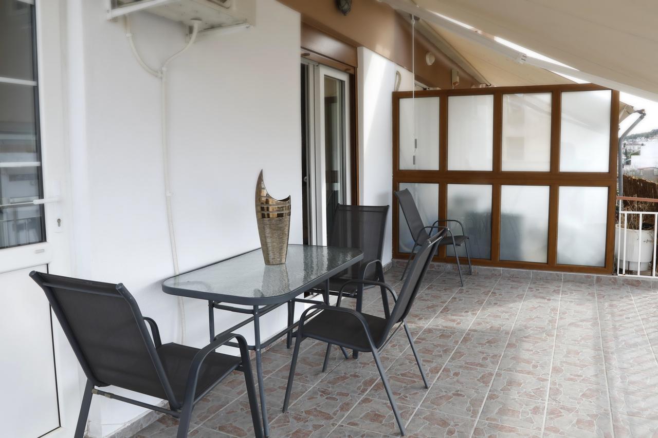 Appartamento Gazi Penthouse Atene Esterno foto