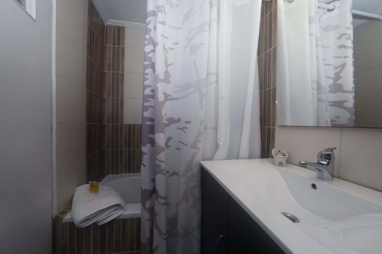 Appartamento Gazi Penthouse Atene Esterno foto